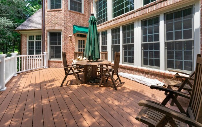 Top Benefits of Composite Decking – Why It’s the Best for Your Backyard