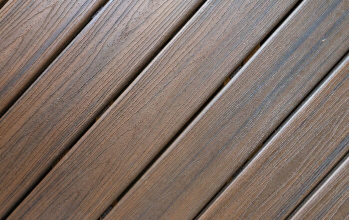 Wood vs Composite Decking Material: The Best Choice for Your Outdoor Space