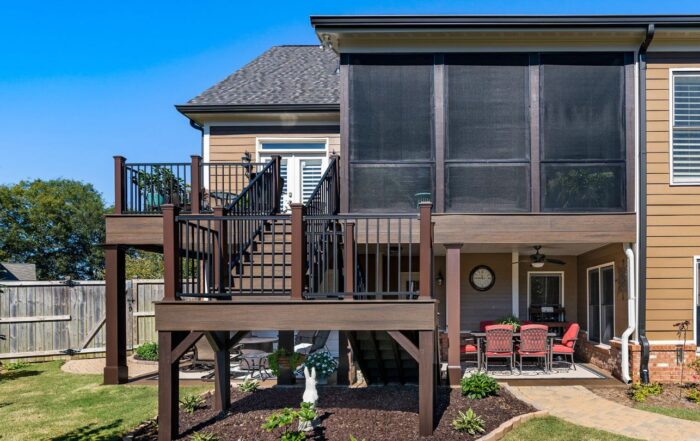 Top Qualities to Look For in A Composite Deck Contractor